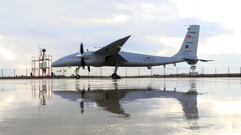 Türkiye'den İran'a Yardım! Akıncı İHA ve Gece Görüşlü Helikopter Kaza Bölgesine Ulaştı — haber görseli