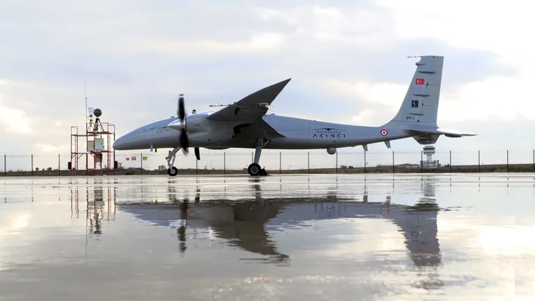 Türkiye'den İran'a Yardım! Akıncı İHA ve Gece Görüşlü Helikopter Kaza Bölgesine Ulaştı — haber görseli