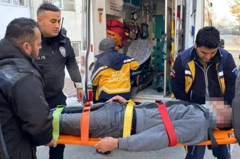 Kayseri'de Kendini Asarak İntihar Etmek İsteyen M.A. Son Anda Kurtarıldı — haber görseli