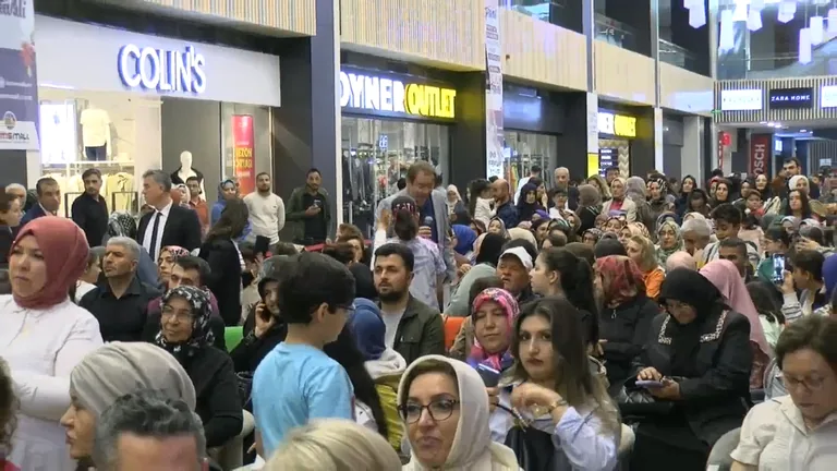 Kumsmall’da Anneler Günü’ne Özel Sarma Yarışması Yapıldı — haber görseli