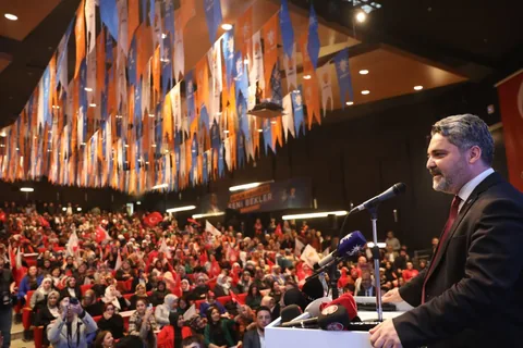 AK Parti İl Başkanı Üzüm::Terör yandaşlarına ve acemilere Kayseri’de verilecek bir tane oyumuz yok — haber görseli