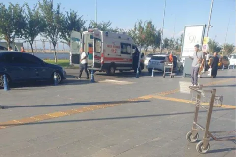 Batman Havalimanı'nda polis memuru, yanlışlıkla komiser yardımcısını vurdu — haber görseli
