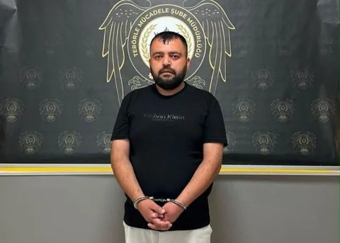 Kırmızı Bültenle Aranan FETÖ Firarisine Yardım Eden Özcan Atlı, Tutuklandı — haber görseli