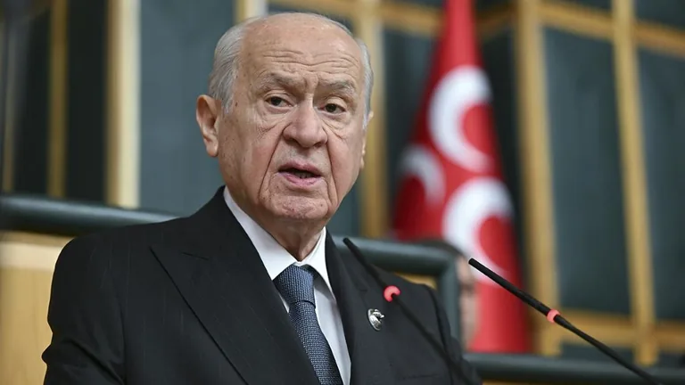 Devlet Bahçeli'den İran'ın İsrail Saldırısına Çarpıcı Değerlendirme: "BİR TİYATRO OYUNU SERGİLENDİ" — haber görseli