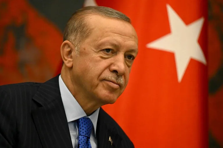 15 İlde Milli Eğitim Müdürü Değişti, 6 İl Müdürü Görevden Alındı! İşte Kamu Kurumlarında Diğer Atama ve Görevden Almalar — haber görseli