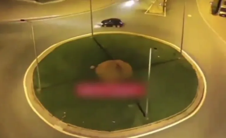 DRİFT TUTKUSU PAHALIYA MAL OLDU! Kayseri'de  Drift Atan Sürücüye 34 Bin TL Para Cezası  — haber görseli
