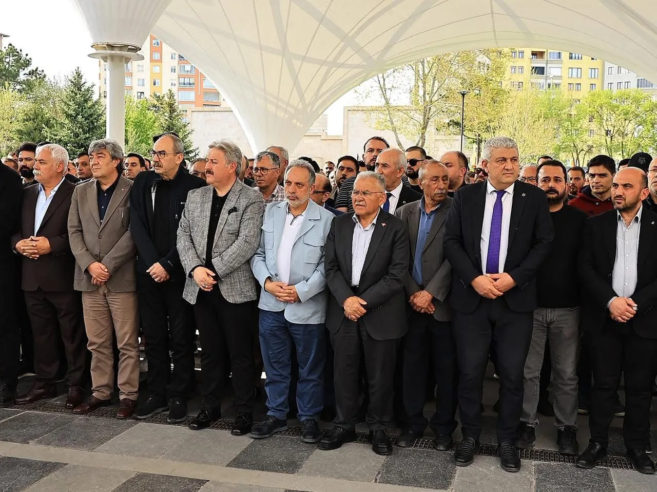 Hayatını kaybeden MHP İl Başkan YardımcısıAli Korkmaz, son yolculuğuna uğurlandı — haber görseli