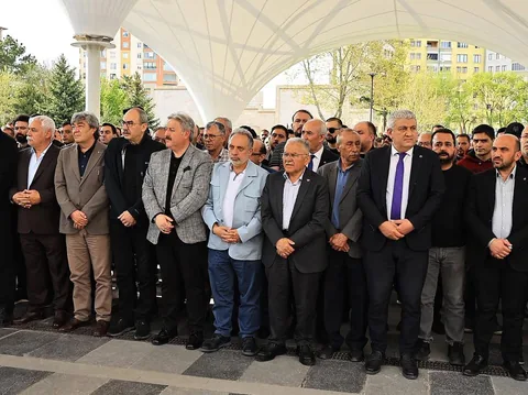 Hayatını kaybeden MHP İl Başkan YardımcısıAli Korkmaz, son yolculuğuna uğurlandı — haber görseli