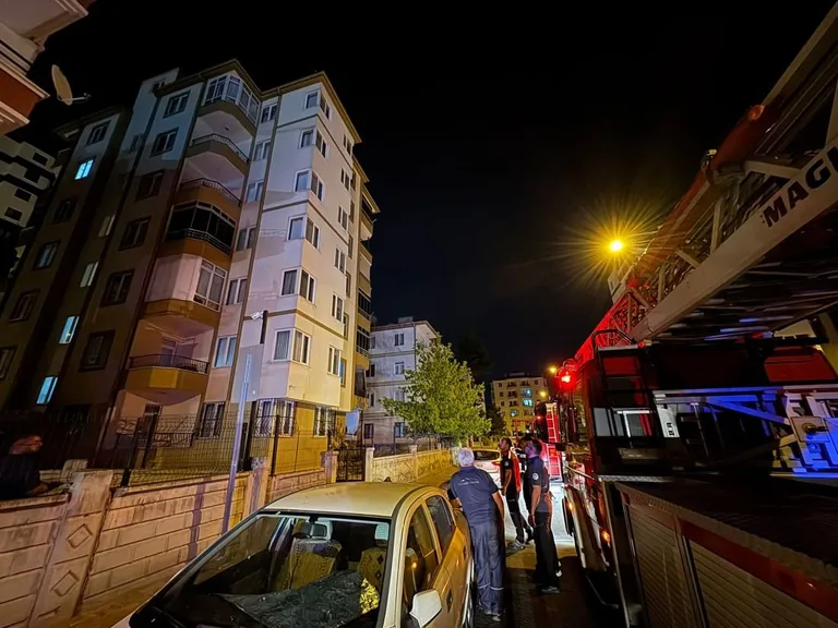 Apartmandaki Yanık Kokusu İhbarı Ekipleri Harekete Geçirdi — haber görseli