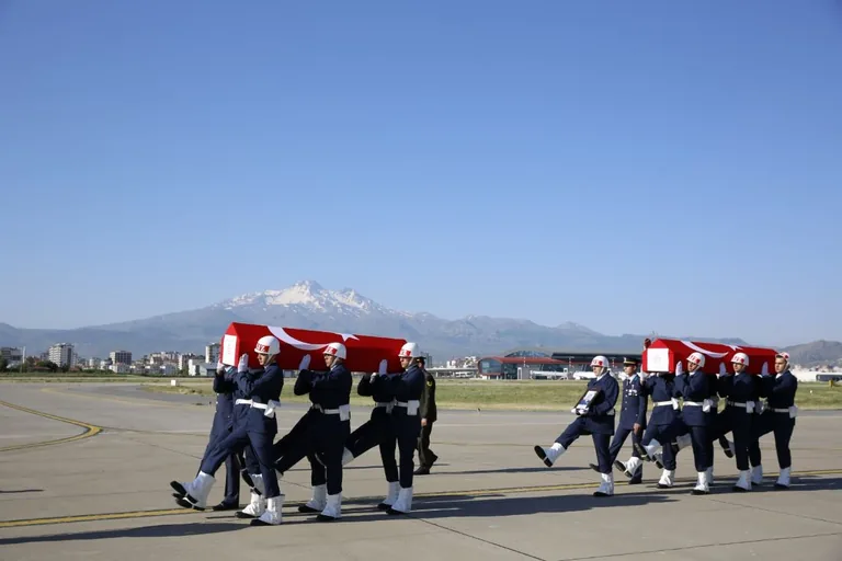 Şehit Pilotlarımız Düzenlenen Törenle Memleketlerine Uğurlandı — haber görseli