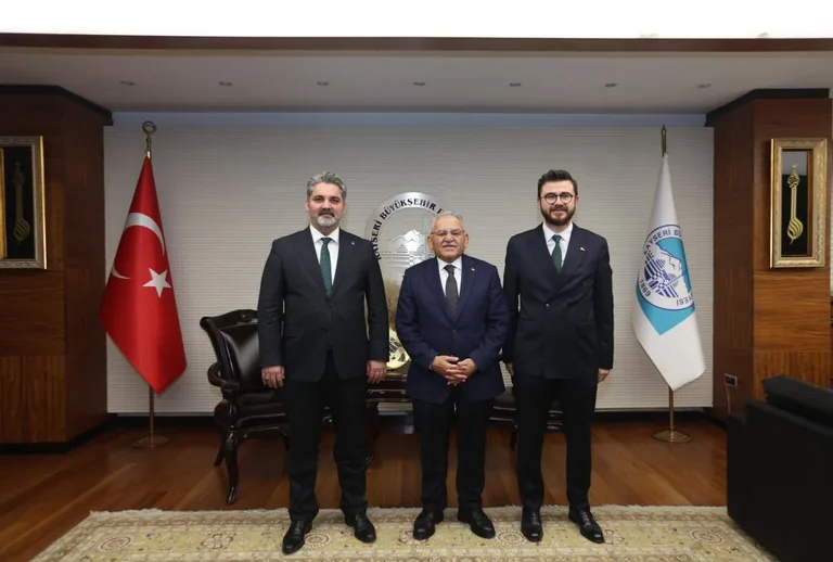 BÜYÜKKILIÇ, HÜSEYİN OKANDAN VE FATİH ÜZÜM’Ü MAKAMINDA AĞIRLADI — haber görseli