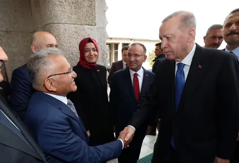 Cumhurbaşkanı Erdoğan, Kayserililere Selamını İletti: Büyükkılıç’tan Detaylar — haber görseli
