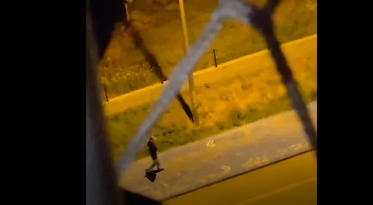 Kayseri'de Şehitler Anıtı Yanında Uygunsuz Hareket! Şüpheli Yakalandı — haber görseli