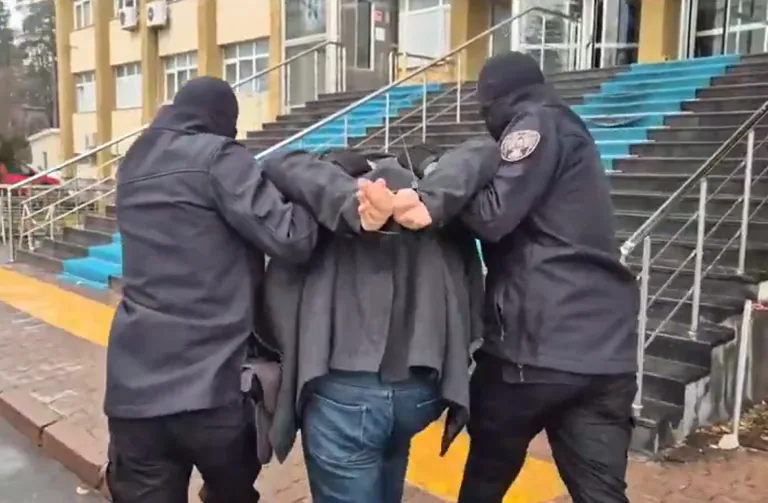 Kayseri’de FETÖ Operasyonu: Sözde Akademisyen Ünitesi Sorumlusu Yakalandı! — haber görseli