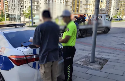 Kayseri'de Trafik Terörüne Geçit Yok! Trafiği Tehlikeye Atan Motosiklet Sürücüsüne Ceza Yağdı — haber görseli
