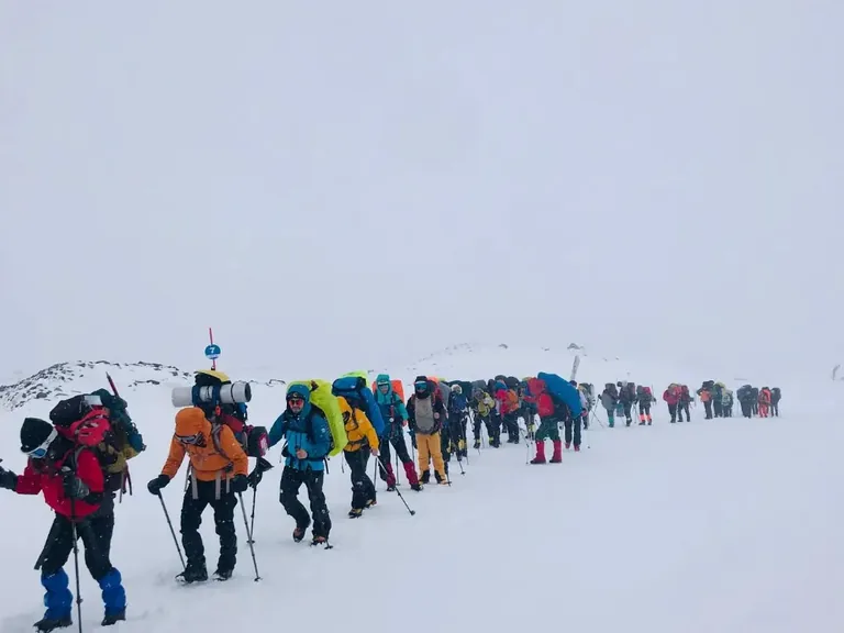 Erciyes’te 120 Dağcının İrade Savaşı: Zirve Değil, Sabır Kazandı! — haber görseli