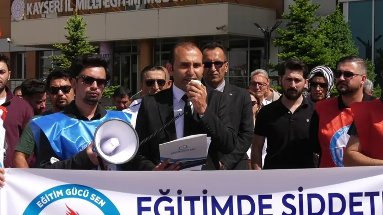Öğretmenler İş Bırakıyor! — haber görseli