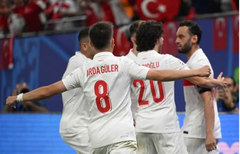 Bizim Çocuklar Çekya'yı 2-1 Mağlup Etti! A Milli Takımımız, EURO 2024'te son 16'da — haber görseli