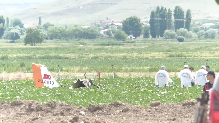 Kayseri'de Düşen Eğitim Uçağında Şehit Pilotlarımızın Kimlikleri Belli Oldu — haber görseli