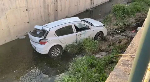Kayseri'de Korkunç Kaza: Virajı Alamayan Araç Kanala Düştü — haber görseli