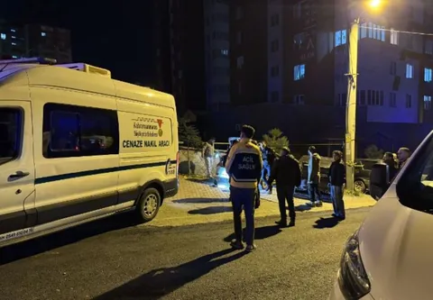 KAHRAMANMARAŞ’TA KANLI PUSU! Seyir Halindeki Araca Ateş Açıldı: Sürücü Sultan D. Öldü — haber görseli