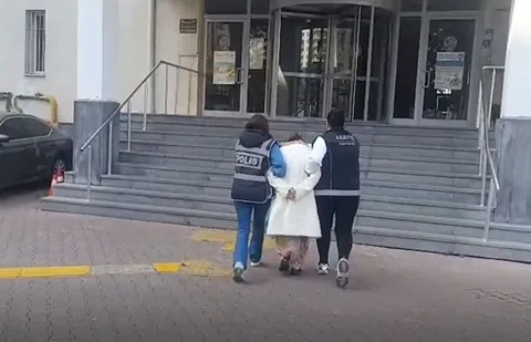 Sondakika Kayseri'de Hırsızlık Suçundan 19 Yıl Hükümlü Kadın Firari Yakalandı — haber görseli