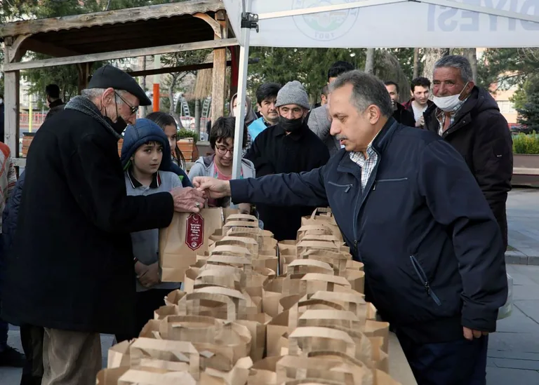 Talas Belediyesi'nden Ramazan'a Özel Uygulama: Biz Pişirelim Siz Ulaştırın — haber görseli