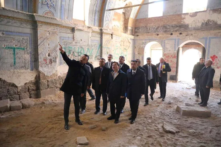Kayseri Valisi Gökmen Çiçek, Tavlusun Mahallesi’nde Tarihi Zenginliği İnceledi — haber görseli