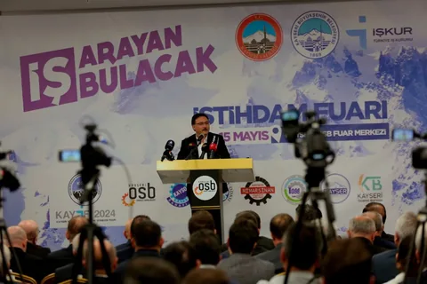 İstihdam Fuarı’nda 10 Bin 315 Kişi Firmalarla Ön Görüşme Gerçekleştirdi — haber görseli