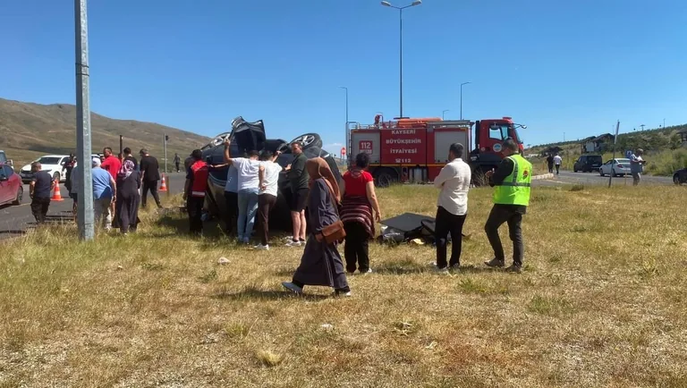 Son Dakika Kayseri Trafik Kazası... Erciyes Yolunda İki Otomobil Çarpıştı: 1 Yaralı — haber görseli