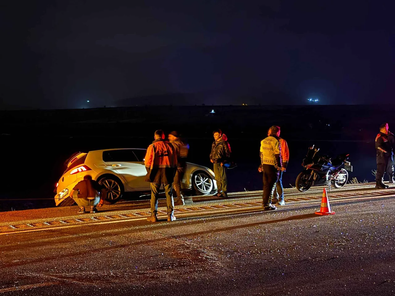 Kayseri-Malatya Yolunda İki Otomobil Çarpıştı! Kazada Anne ile Oğlu Yaralandı — haber görseli