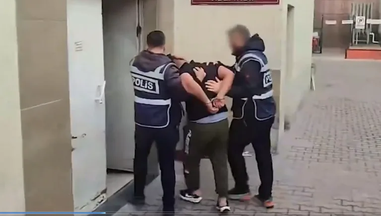 Kayseri’de 27 Yıl Hapis Cezası Bulunan Hırsızlık Şüphelisi Yakalandı — haber görseli
