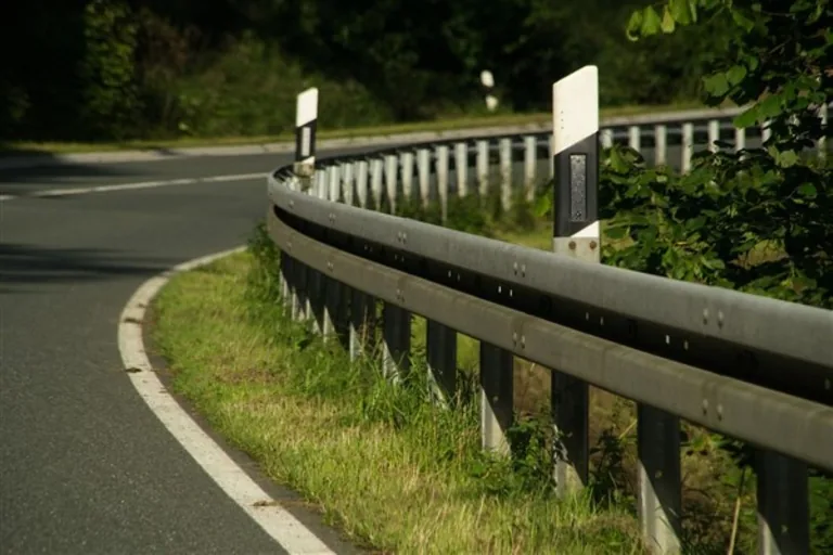 Trafikte Dehşet! Tur Otobüsünün Önünü Kestiler, Sürücüyü Yaraladılar — haber görseli