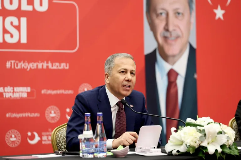 Ali Yerlikaya’dan Küresel Sumud Filosuna Müdahaleye Sert Tepki: “İnsanlık Ayaklar Altında” — haber görseli