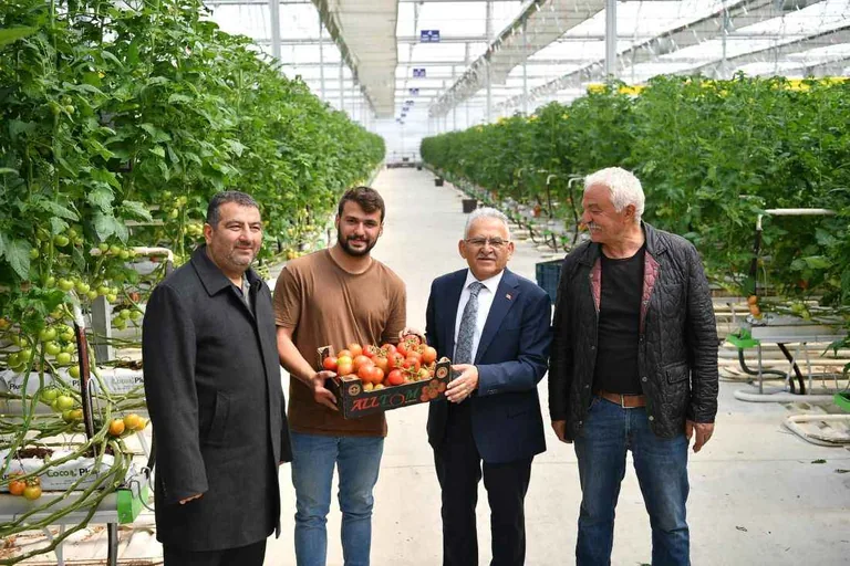 Büyükkılıç, Tarıma Dayalı Sera İhtisas OSB Yapılacak Alanda İncelemelerde Bulundu — haber görseli