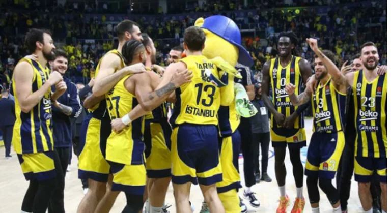 Fenerbahçe Beko, Türkiye Kupası şampiyonu oldu — haber görseli