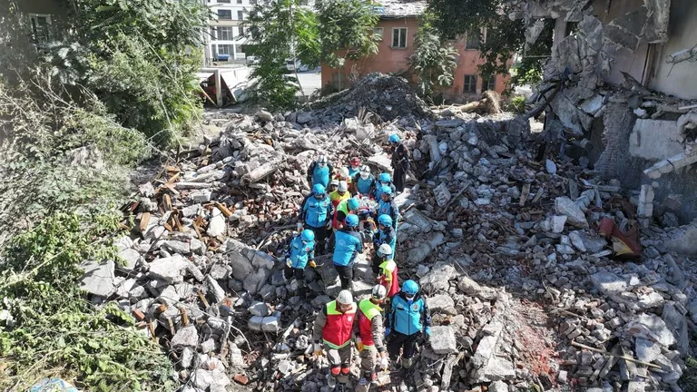 Kocasinan Belediyesi’nden Deprem Tatbikatında Örnek Performans — haber görseli