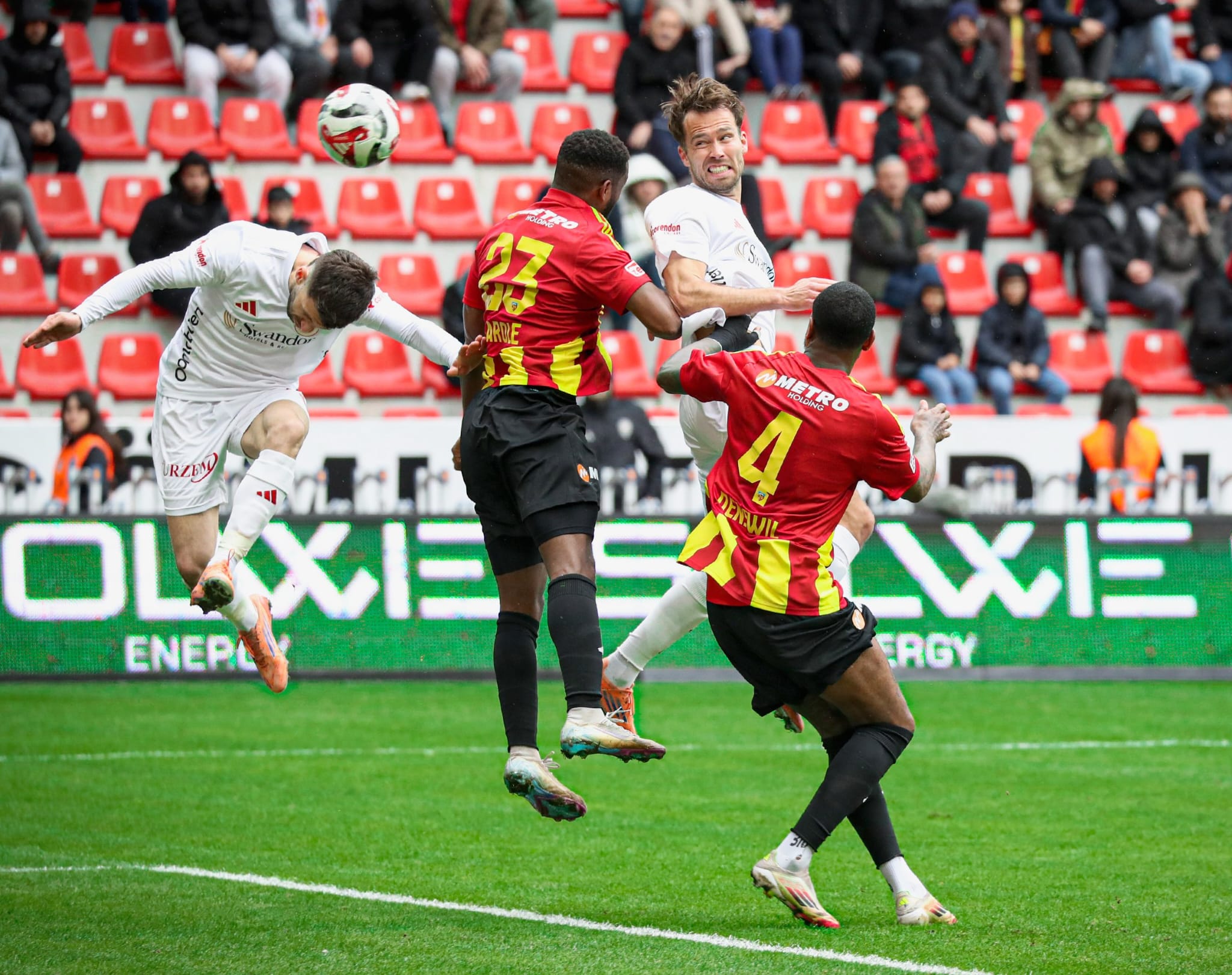 Kayserispor’dan Son Dakika Zaferi!  Antalyaspor'u 1-0 yendi