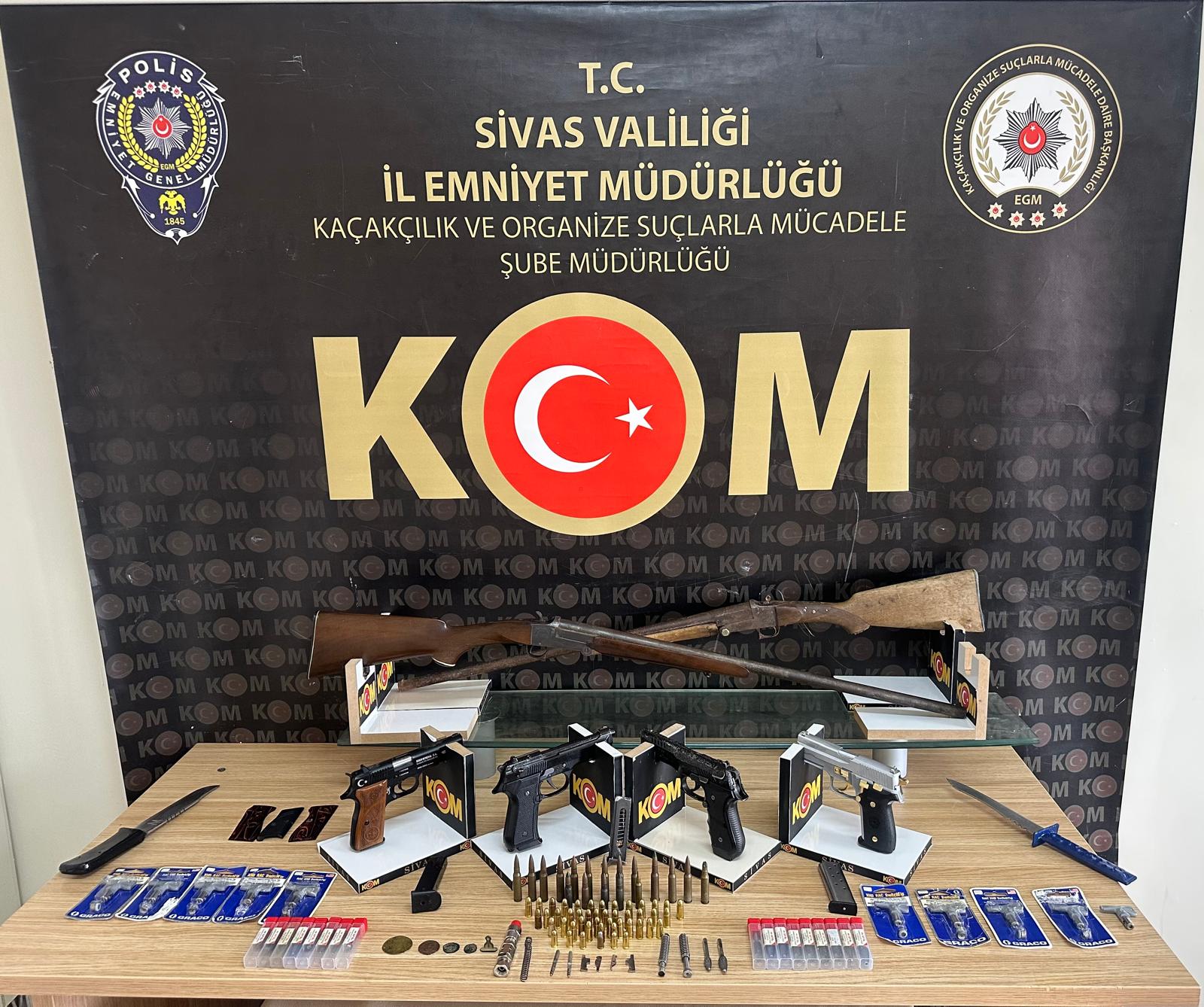 Sivas’ta Silah ve Mühimmat Kaçakçılığı Operasyonu: 6 Gözaltı