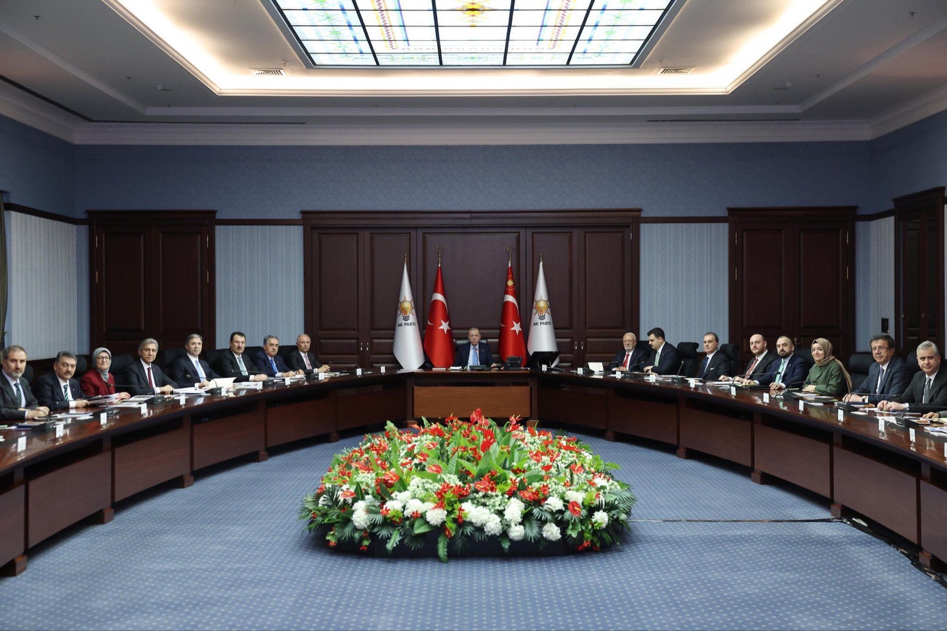 BAŞKAN BÜYÜKKILIÇ, CUMHURBAŞKANI İLE BAYRAMLAŞTI, “İFTARA 5 KALA” PROGRAMINA VE HUZUREVİ GÖNÜL SOFRASINA KATILDI
