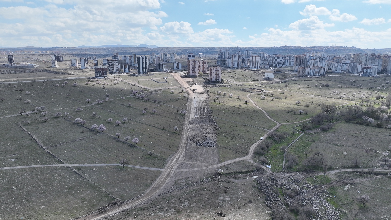 Başkan Büyükkılıç’tan Trafiğe Kalıcı Çözüm! Gökkent Mahallesi’nde alternatif güzergahlar oluşturuluyor