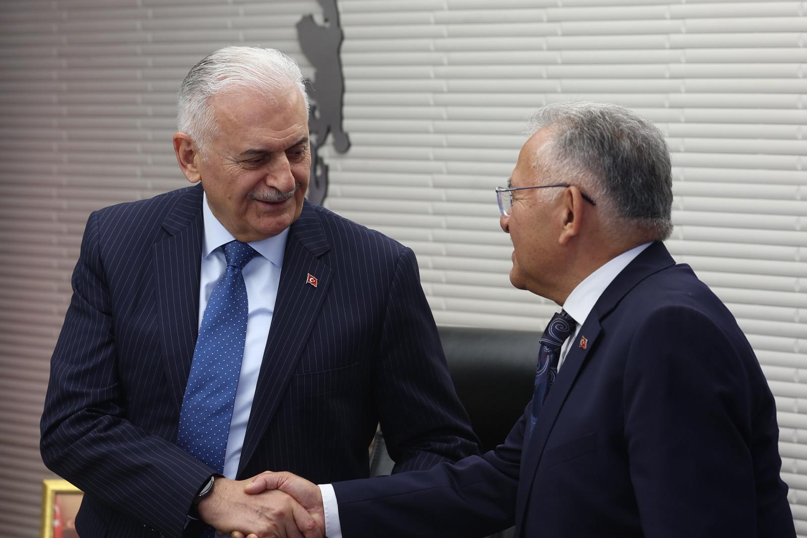 AKSAKALLAR KONSEYİ BAŞKANI YILDIRIM: “TÜRK DÜNYASI BURAM BURAM KAYSERİ’DE TÜTMÜŞ OLACAK”