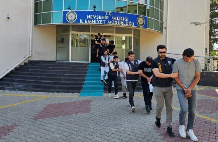 Nevşehir Merkezli 19 İlde Dolandırıcılık Operasyonu: 41 Gözaltı