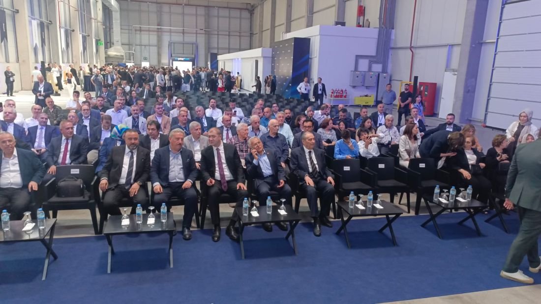 Yataş’tan Kayseri’ye Dev Yatırım: Avrupa’nın En Büyük Sünger Üretim Merkezlerinden Biri Açıldı