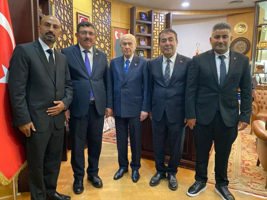 Başkan Selahattin Metin, MHP Lideri Bahçeli'yi Makamında Ziyaret Etti