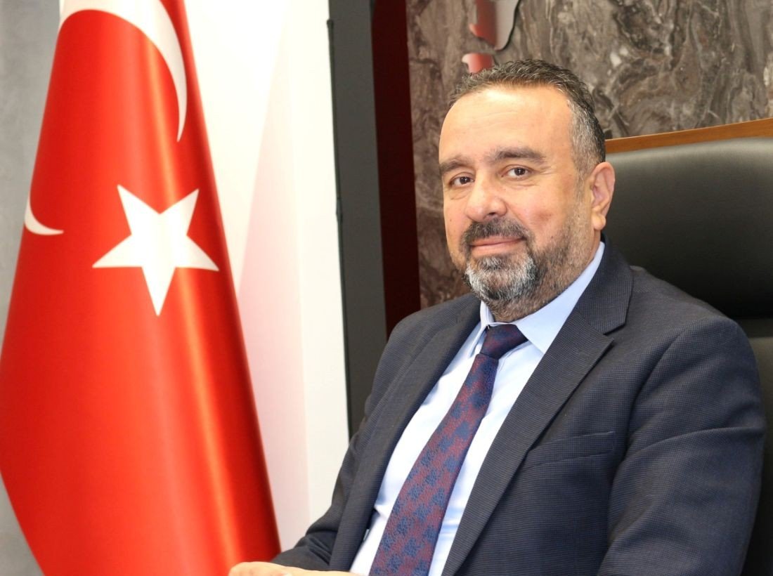 İNCESU ORGANİZE SANAYİ BÖLGESİ YÖNETİM KURULU BAŞKANI İRFAN PÜSKÜLLÜ’DEN 15 TEMMUZ MESAJI