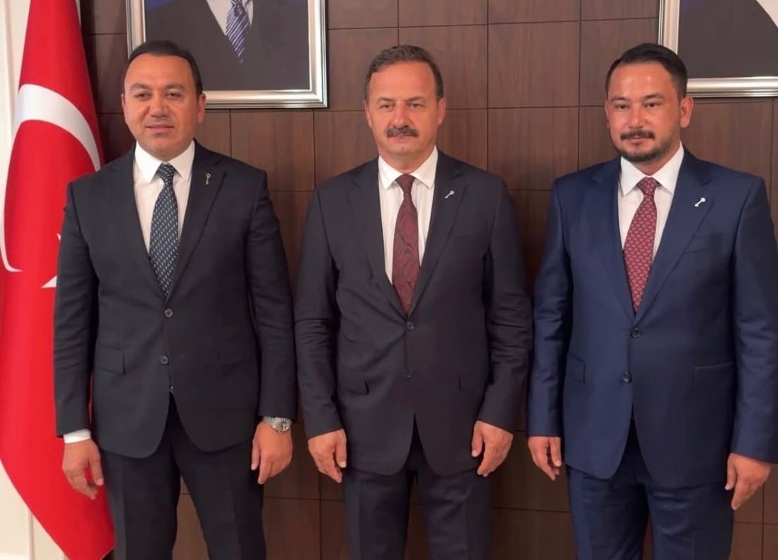 Anahtar Parti Kayseri’de Başkan Değişti! Yeni İl Başkanı İbrahim Kılıç Oldu